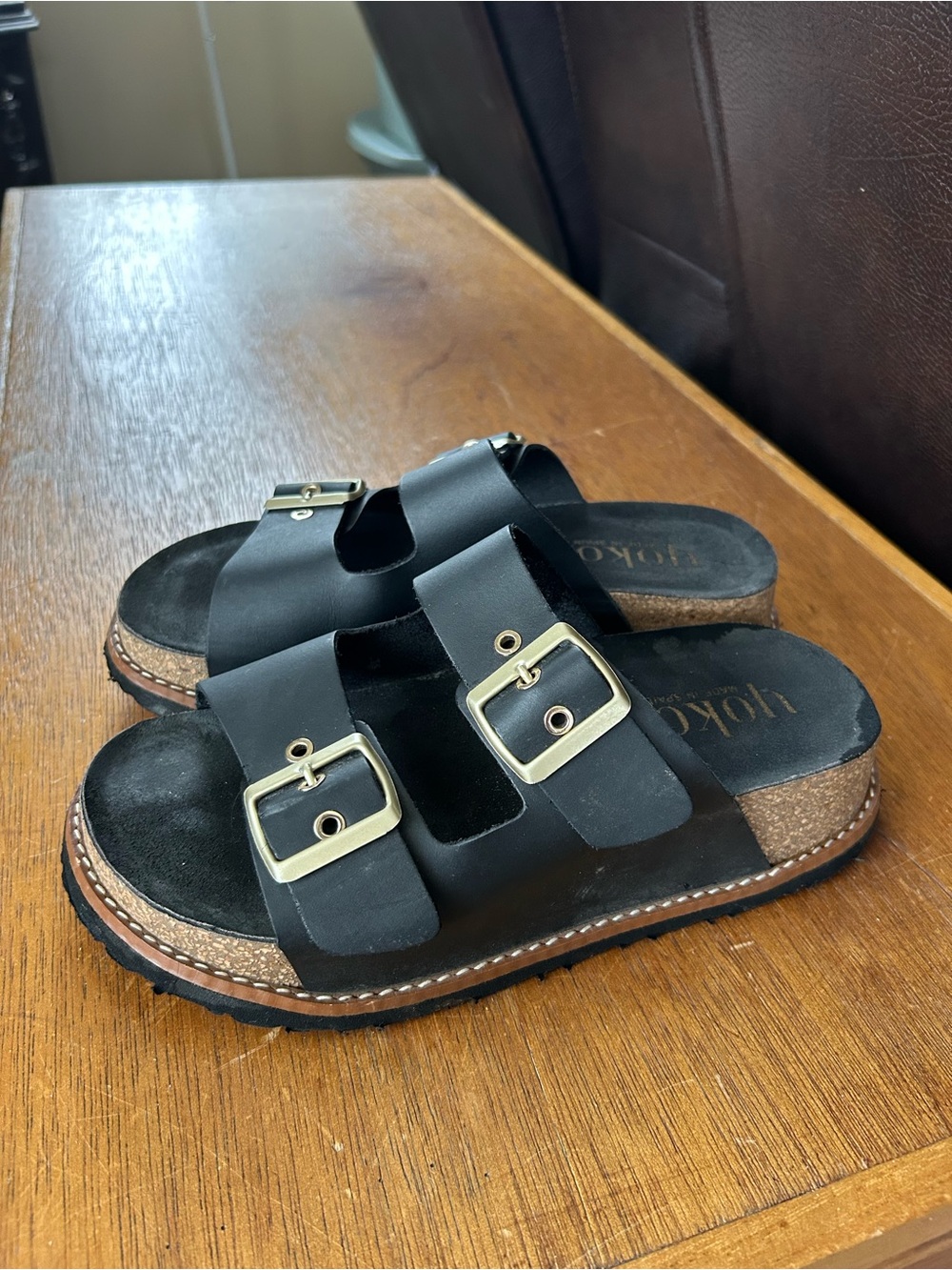 Yokono Black platform Cork-Trim Gold Buckle Sandals - Picture 3 of 10